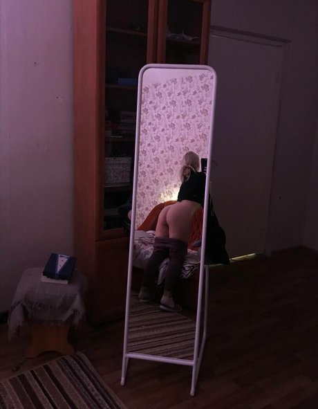 Lenny Bright hd actress pic