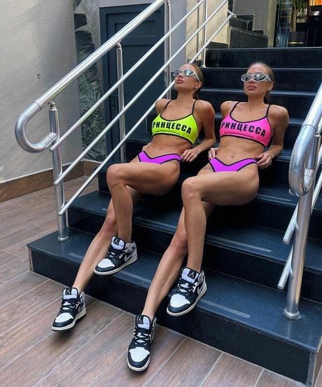 djtwins official model beautiful pic