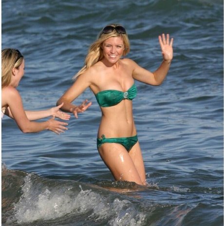 Abbey Clancy star hd images