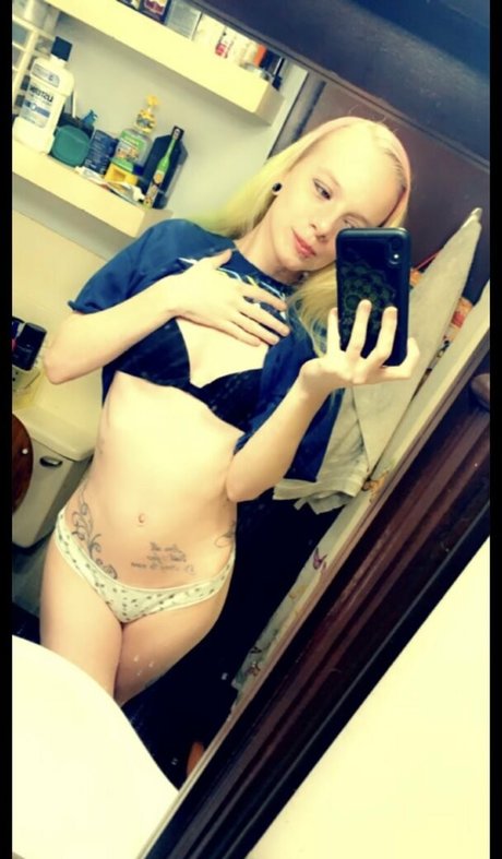 petitepixie69 free model pictures