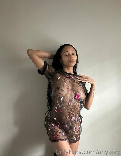 Anya Ivy hot pornstar pictures