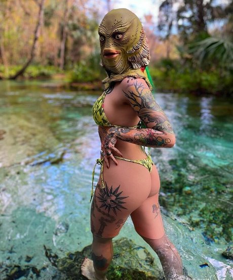 WWE Shotzi pornographic star gallery