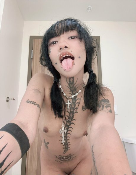 cyber0v0 pornographic actress pictures