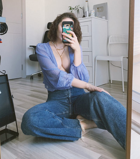 summermur model xxx image