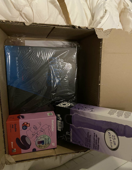 adiafreensfw star naked photos