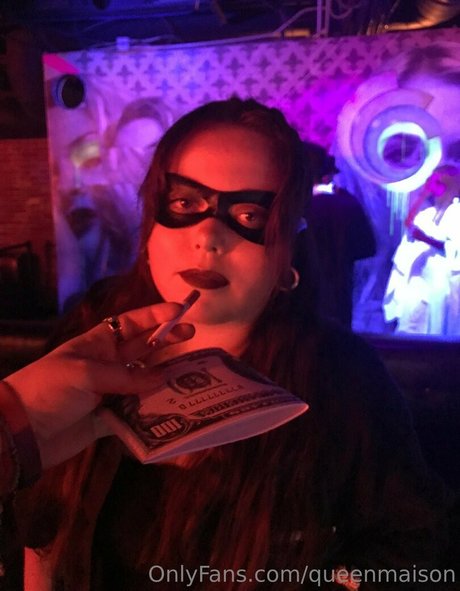 queenmaison star hd image