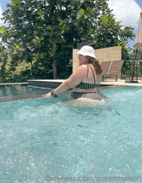 queenmaison nice actress pic