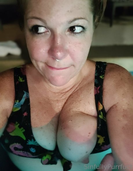 sinfullypurrfuct star exclusive photo