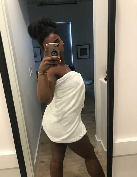 dayshalovefreepromo star beautiful galleries