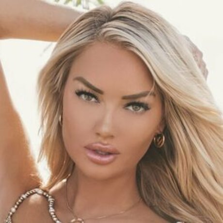 Colleen Mcginniss model xxx gallery