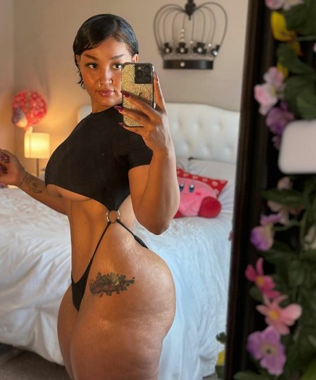 Darla Dimples free star photos