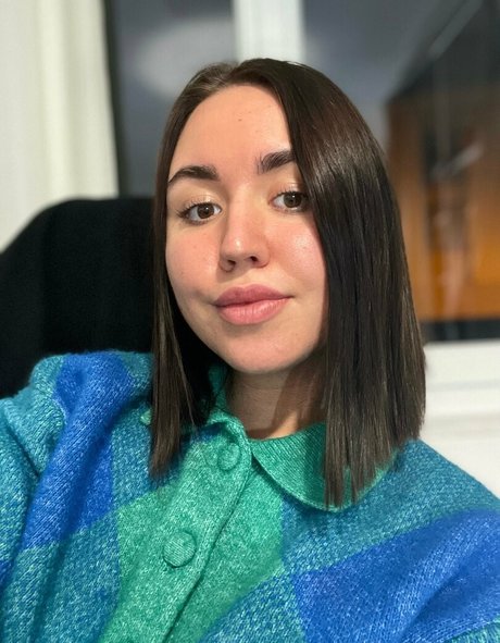 facedownassuup erotic model archive