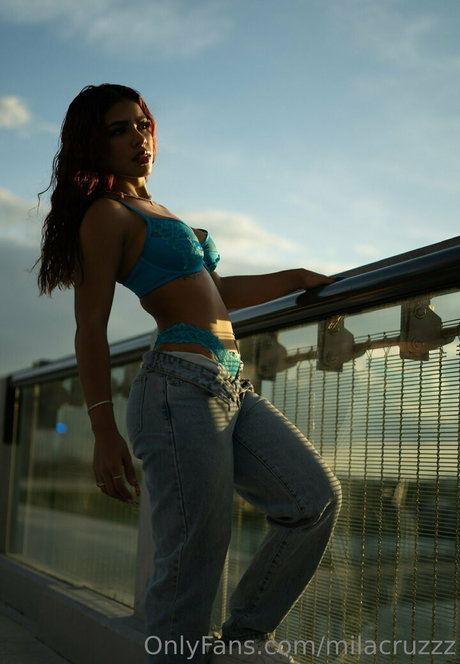 milacruzzz free star img