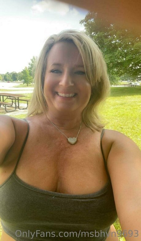 braces onlyfans sexy nude pictures