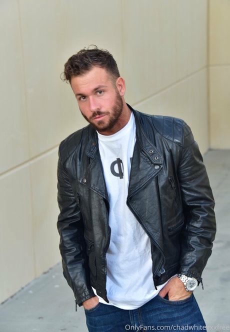 chadwhitexxxfree exclusive model image