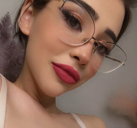 favoritemaria model xxx photo