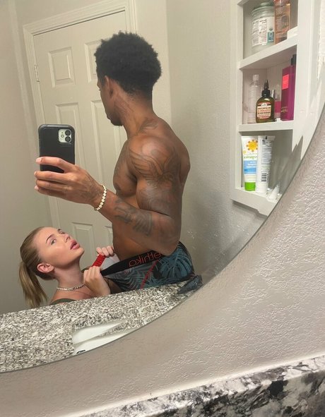 Cecily Demille star sex img