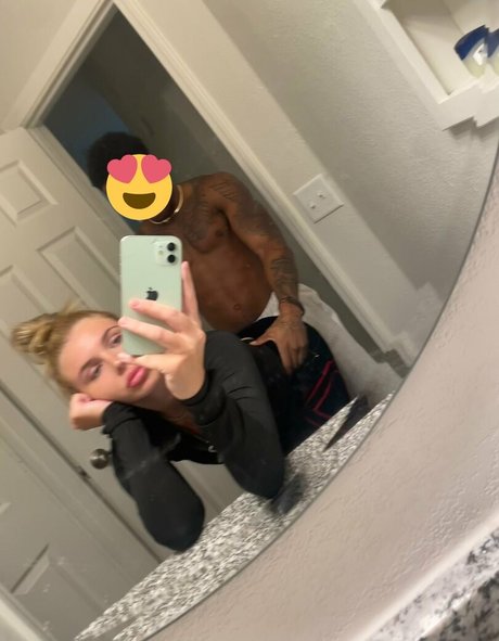 Cecily Demille star naked photos