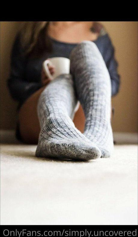 SimplyUncovered hd actress photos