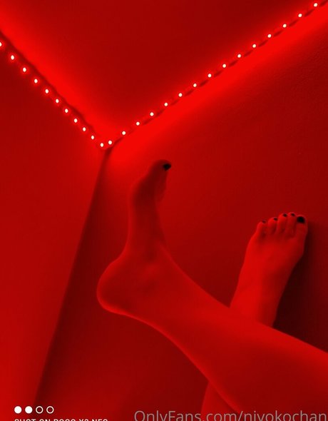 niyokochan beautiful model pic