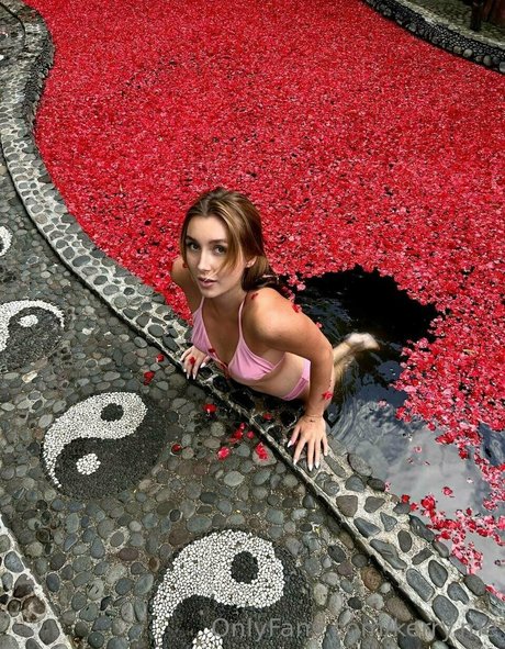 kerry me hd actress gallery