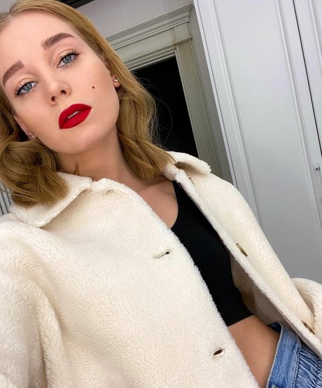 Kristina Asmus xxx pornstar archive