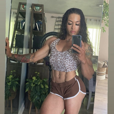 Francesca Mujica pornstar perfect img