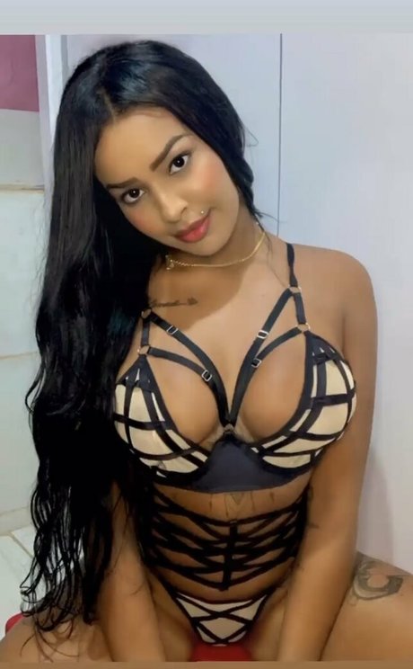 Catharina Gamma hot star photos