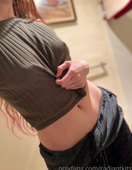 radiantkitsune pornstar nude image