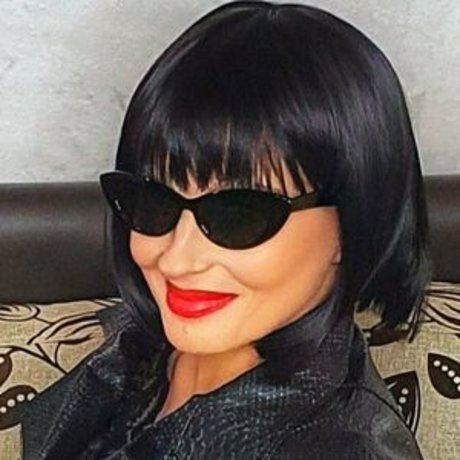 lbukawski pornstar adult gallery