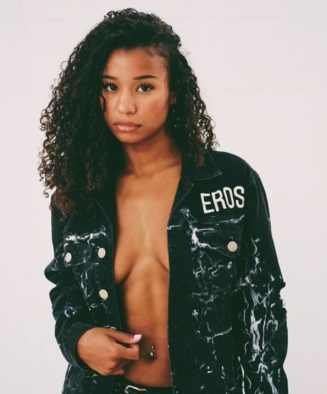 Mataya Sweeting hot actress pictures