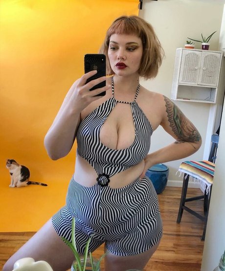 isabel hendrix nude actress archive