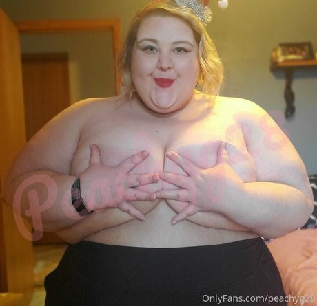 peachyg28 high quality actress images