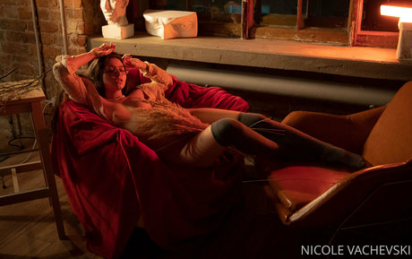 petitenikole model nudes pictures