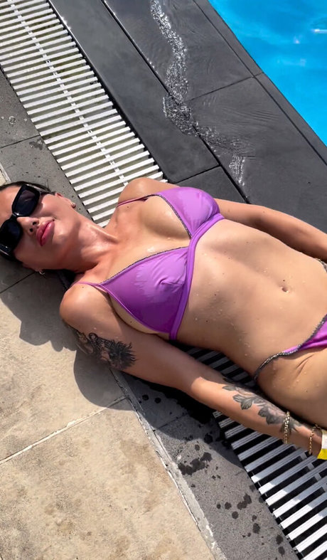 Ewa Brodnicka naked model image