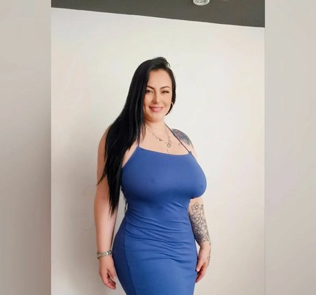 Laura Locuras pretty pornstar archive