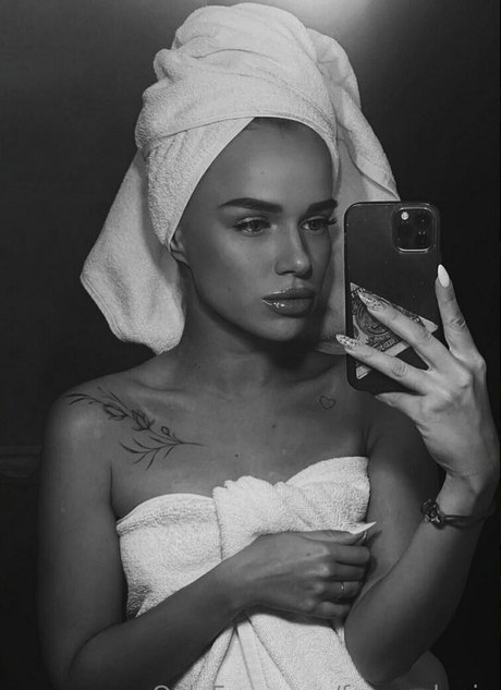 freemelanie pornstar sex pics