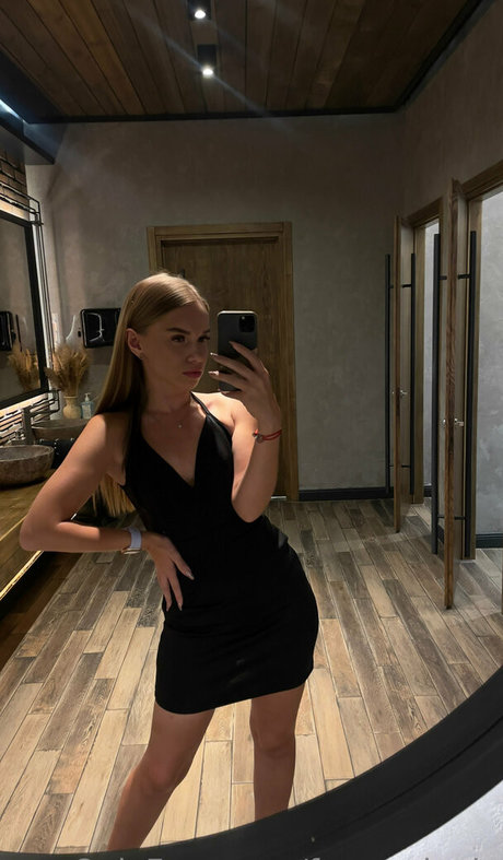 freemelanie model porn img