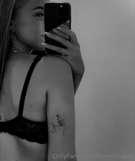 freemelanie erotic star galleries