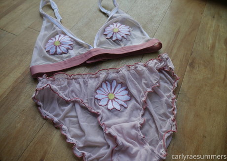 carlyraesummers star nudes image