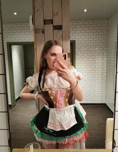 carlyraesummers sexy model photo