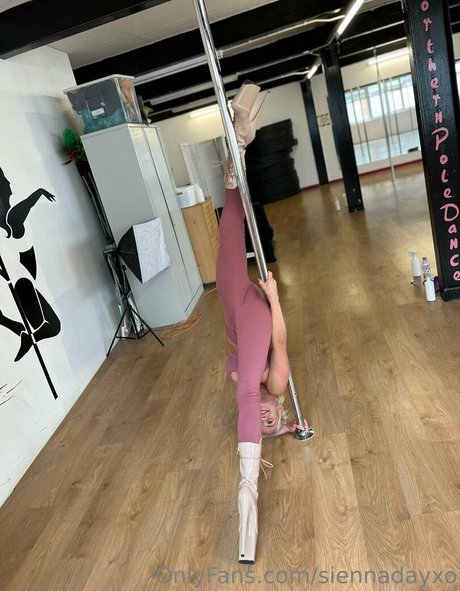 siennadayxo pornstar nice pic