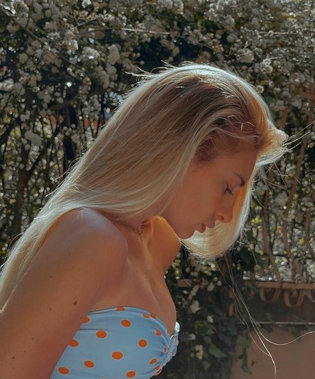 Heliosfan pornstar sex pic