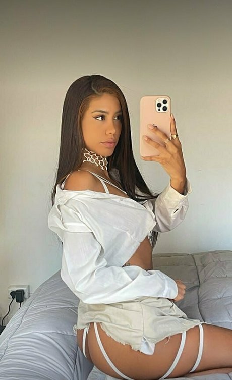 karin toy pornstar hot photo