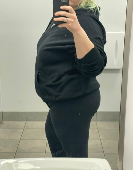 blondefeedee top star pic