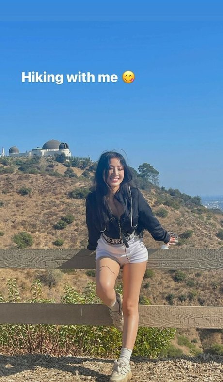 Purple5boo pretty actress photo