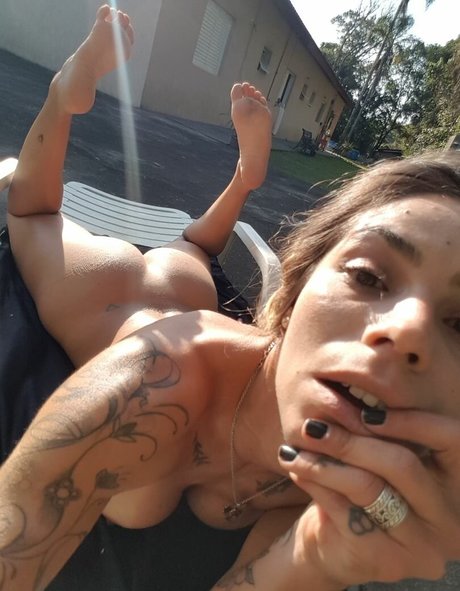 jujuzenn model sexy picture