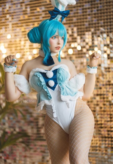 Saya Scarlet porn model picture