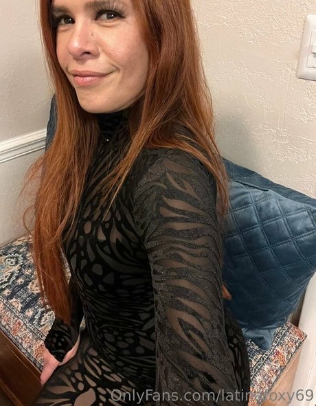 latinafoxy69 nice model images