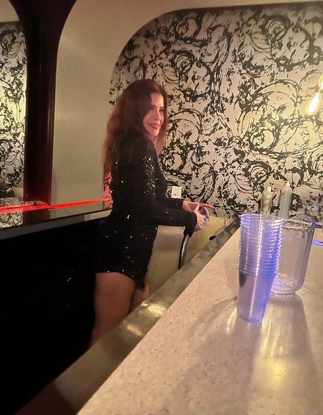 latinafoxy69 model top photos